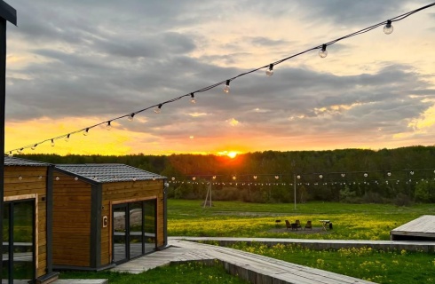 д. Сосновка: Глэмпинг Тайга