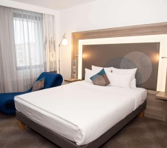 Номер люкс в Novotel Krasnoyarsk center