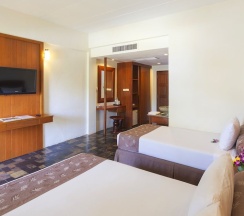 Номер Deluxe с балконом и с красивым видом из окна в Karona Resort & Spa