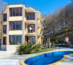 Коттедж улучшенный в Ливерпуль