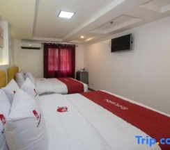 Четырёхместный номер Deluxe 2 отдельные кровати в IL Mare Sakura Resort Boracay