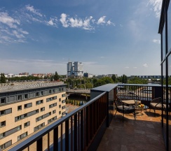 Люкс Плюс в Ластадие