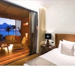 Двухместный номер с видом на море двуспальная кровать в Hansar Samui Resort & Spa