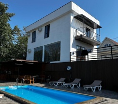 Коттедж премиум белый в Garden