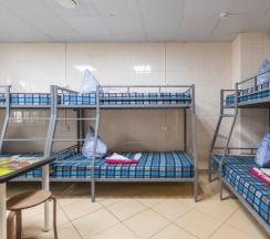 Кровать в общем номере (мужской номер) в Сеть хостелов №1