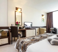 Номер Standard в Grami Hotel Sofia