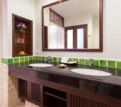 Двухместный номер Classic двуспальная кровать в Alpina Phuket Nalina Resort & Spa