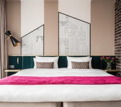 Номер стандарт с 1 двуспальной кроватью, вид на озеро в Mercure
