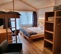 Трёхместный номер Standard с балконом в Hotel Europa