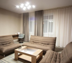 Номер люкс (с завтраком) в GogolHotel