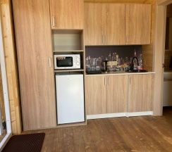 1-комнатный коттедж стандарт с 2 односпальными кроватями в Тритон