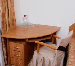 Номер Полулюкс 3-1 в Интурист