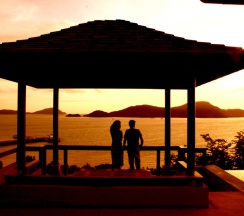 Вилла с бассейном с 2 комнатами с балконом и с видом на океан в Sri Panwa Phuket Luxury Pool Villa Hotel
