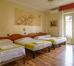 Трёхместный номер Standard в Hotel America