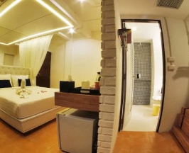 Двухместный номер Grand Deluxe двуспальная кровать в Forty Winks Phuket