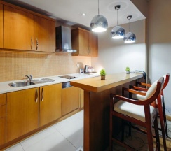 Апартаменты с видом на город в Dedeman Oskemen Hotel