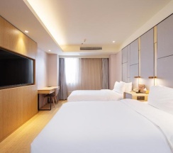 Двухместный номер Standard 2 отдельные кровати в JI Hotel Harbin Zhongyang Street Youyi Road