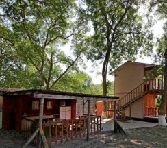 Коттедж Дуплекс с 2 комнатами с балконом в Ангелина