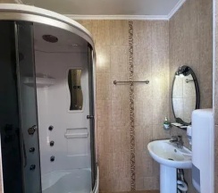 Номер Superior в Кавказские легенды