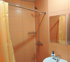 Коттедж с 5 комнатами с красивым видом из окна в Мишкина дача