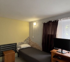 летний номер эконом в София-rooms