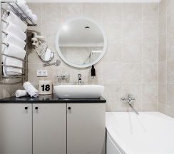 SUITE без кухни в Yard Residence