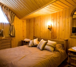 Шестиместный коттедж в Светлица