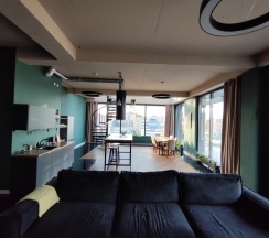 Апартаменты с 3 комнатами с балконом и с красивым видом из окна в Апарт-отель Residence Graphite