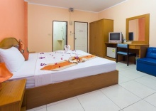 Номер Standard в Room in Guest Room - Guesthouse Belvedere - Cozy Beautiful Double Room Near Patong Beach