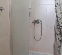 Семейный пятиместный номер в Хит парк