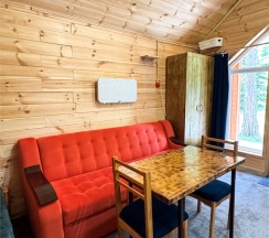 Шале 1. Стандартный четырёхместный номер в Белый волк