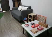 Четырёхместный семейный номер Standard в Feel Good Bangkok Hostel