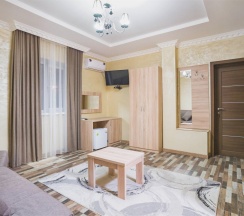 6-местный 2-комнатный номер в Манэ