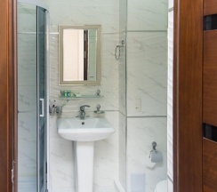 Двухместный номер Standard с видом на город двуспальная кровать в Boutique Hotel Meros