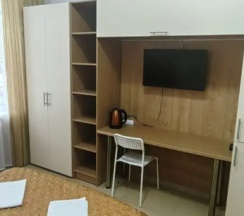 Трёхместный номер Standard с балконом в Тихий домик