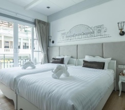 Двухместный номер Deluxe с балконом 2 отдельные кровати в White Ivory Bed & Breakfast