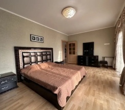 Номер Premium с 3 комнатами с балконом в Holiday