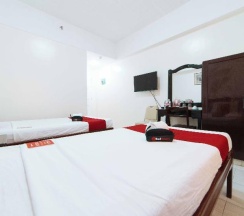 Двухместный номер Standard 2 отдельные кровати в RedDoorz Plus @ Poblacion District Davao