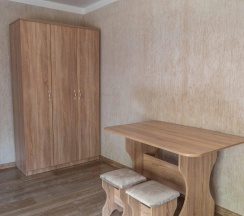 4-местный 2-комнатный номер люкс семейный в Ника