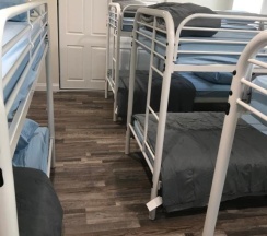 Кровать в общем номере (женский номер) в A1 LA City Hostel