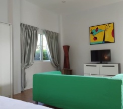 Люкс Deluxe с видом на бассейн в La Maison Ya Nui Resort Phuket