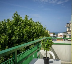 Номер Standard с балконом в Hotel Mamy