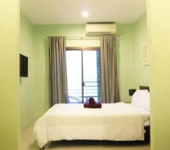 Номер Superior в Enrico Hostel Patong
