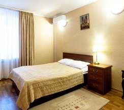 Двухместный полулюкс двуспальная кровать в Рубин