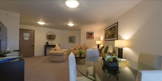 Агуаскалиентес: Отель Hotel Las Trojes