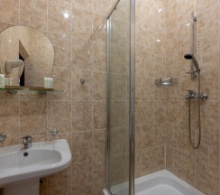 Стандарт 3-х местный в Утомленные Солнцем