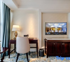 Номер Deluxe в Phoenix Hotel