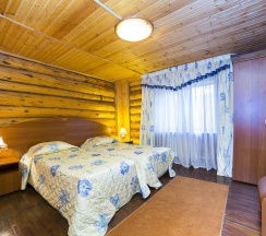 Коттедж восьмиместный в Покровское