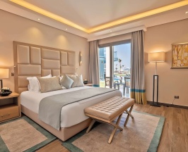 Двухместный люкс Lagoon с доступом к бассейну двуспальная кровать в Rixos Premium Magawish Suites and Villas