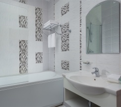 Стандарт 1 кровать queen size с ванной в Holiday Inn Perm